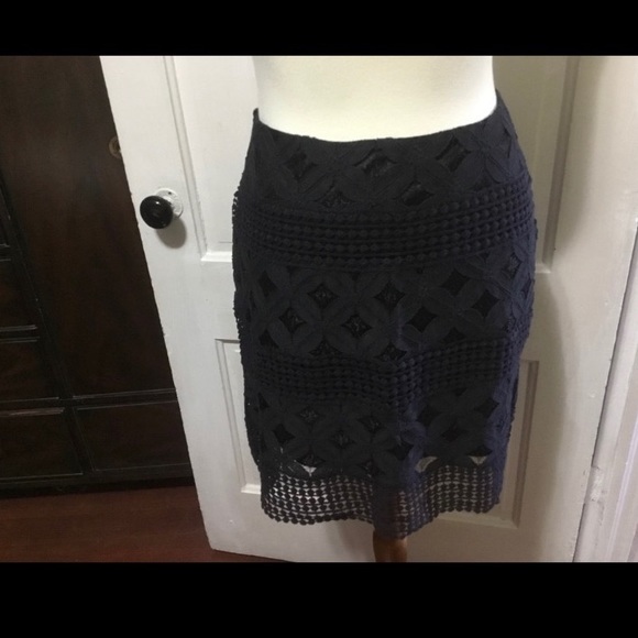 🌺🌺Black Eyelet Skirt🌺🌺 - Picture 2 of 4